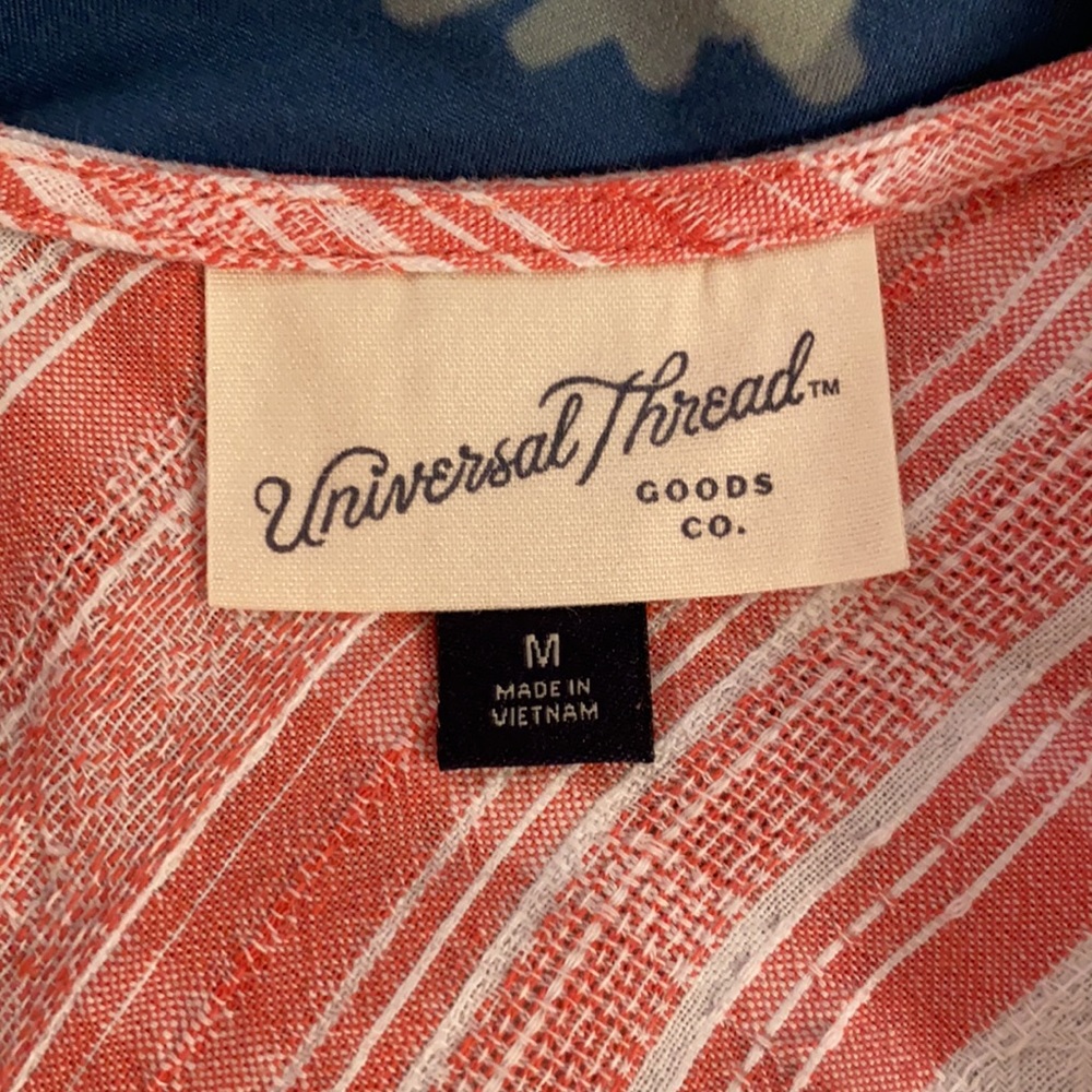 Universal Threads cover up - Picture 6 of 8